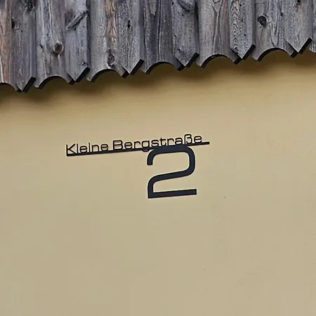 Kleine Bergstrasse 2 - Haus 2 *