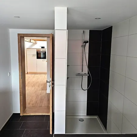 Kleine Bergstrasse 2 - Haus 2 * Tanne