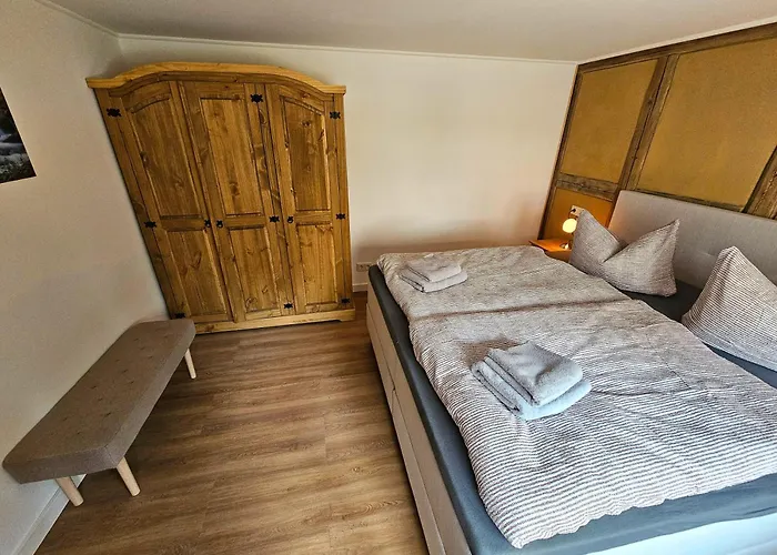 Kleine Bergstrasse 2 - Haus 2 * Tanne