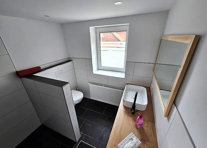 Kleine Bergstrasse 2 - Haus 2 * Tanne