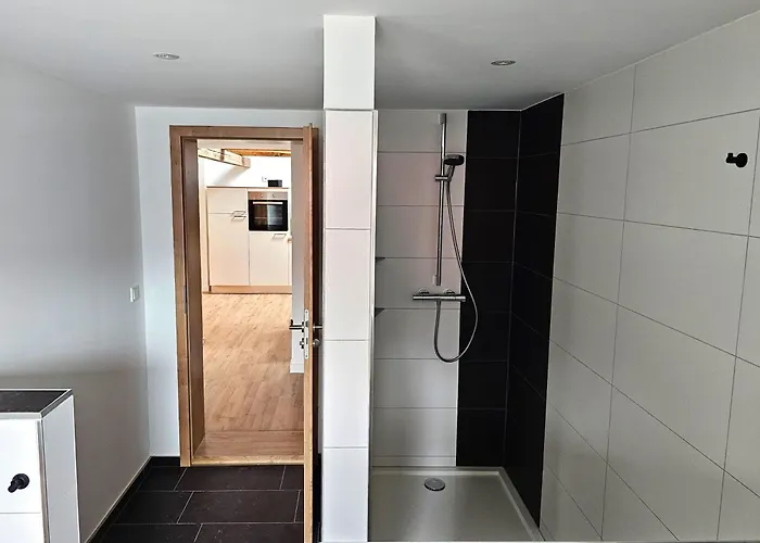 Kleine Bergstrasse 2 - Haus 2 * Tanne